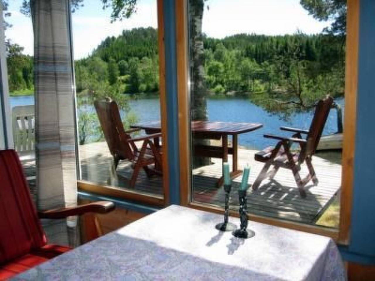 Ferienhaus für 6 Personen mit Terrasse in Marnardal