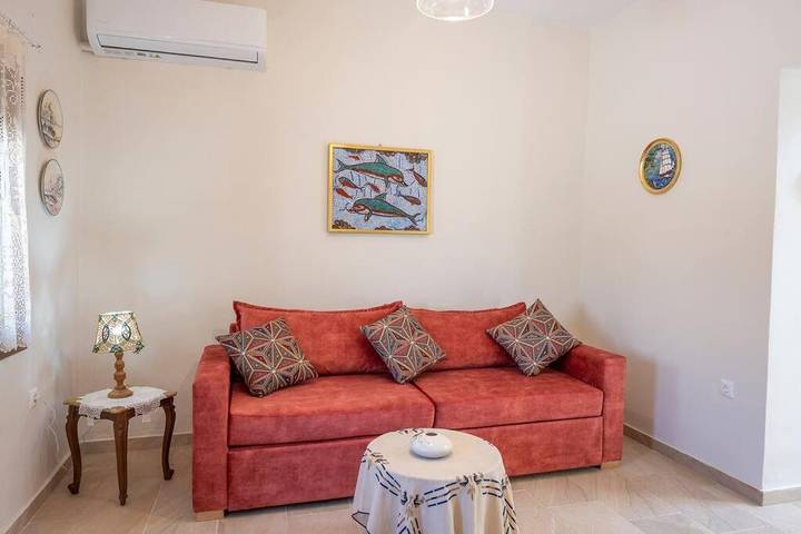 Location de vacances pour 4 personnes, avec vue ainsi que jardin et terrasse, animaux acceptés dans Palekastron - 3