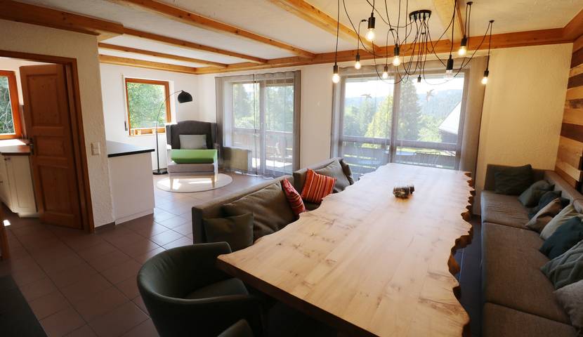 Ferienhaus für 12 Personen, mit Balkon und Sauna sowie Garten, kinderfreundlich im Schwarzwald - 4