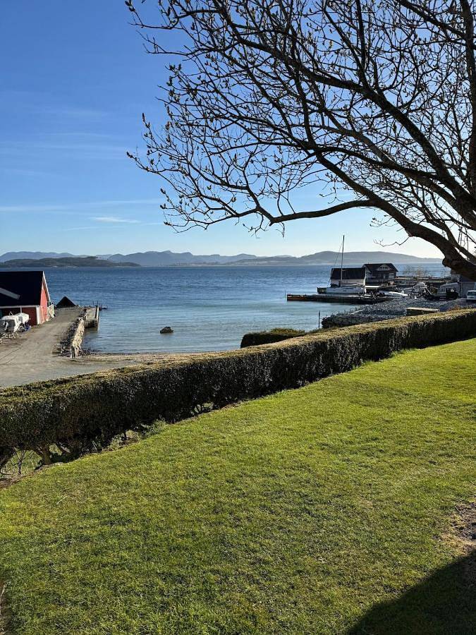 Ferienhaus für 10 Personen, mit Terrasse und Garten sowie Ausblick in Strand (Rogaland)