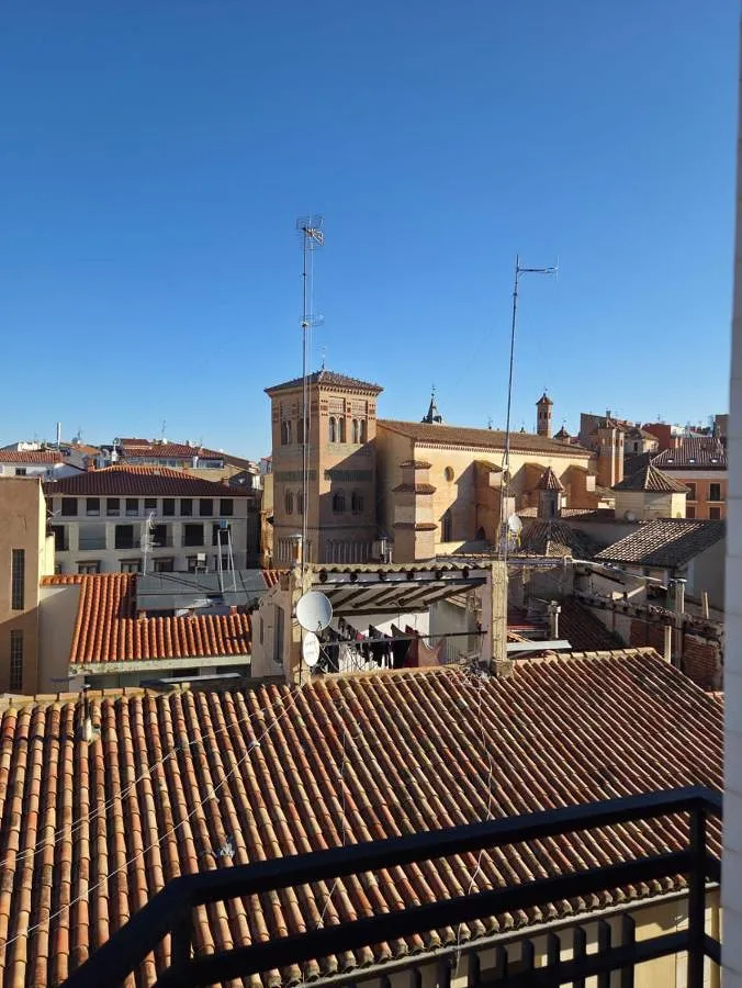 Apartamento de vacaciones para 6 personas, con vistas y balcón - 1