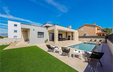 Ferienhaus für 9 Personen in Nin, Zadar, Bild 4