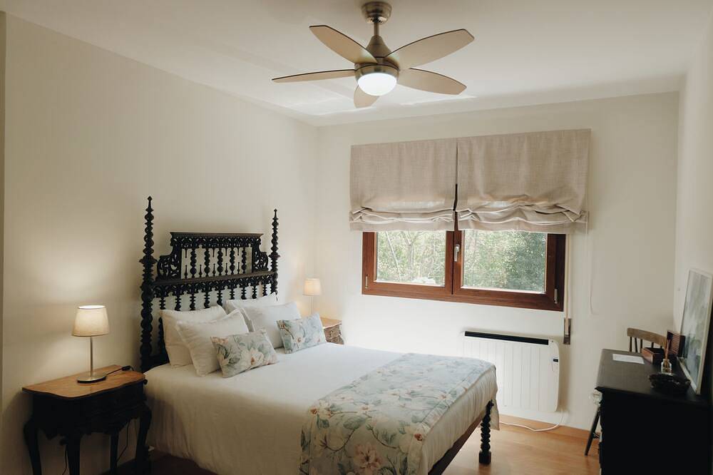 Casa da Alvarinha. Privacidade, Conforto, Natureza in Paredes, Distrito do Porto