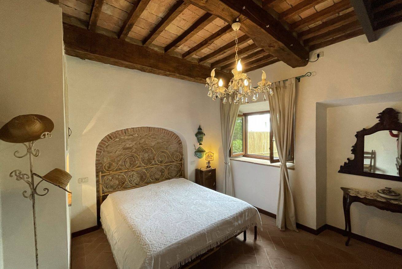 Ganze Wohnung, Haus Malerin  - Meerblick, eingezäunter Garten by Toscanatour in Guardistallo, Etruskische Küste