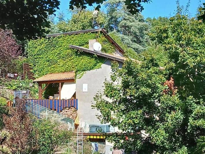 Location de vacances pour 4 personnes, avec vue et jardin à Annonay - 2