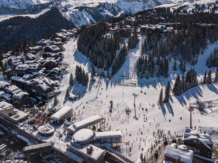 Chalet pour 6 personnes, avec balcon, adapté aux familles dans Courchevel 1850 - 4