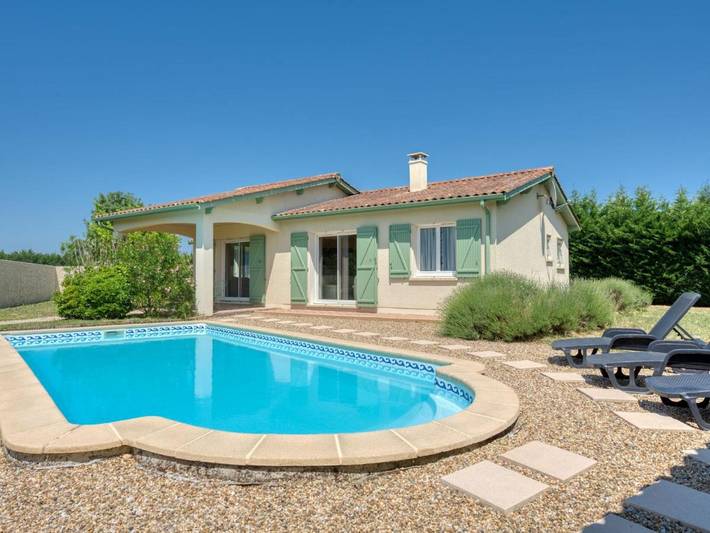 Maison de vacances pour 6 personnes, avec piscine ainsi que jardin et terrasse, animaux acceptés