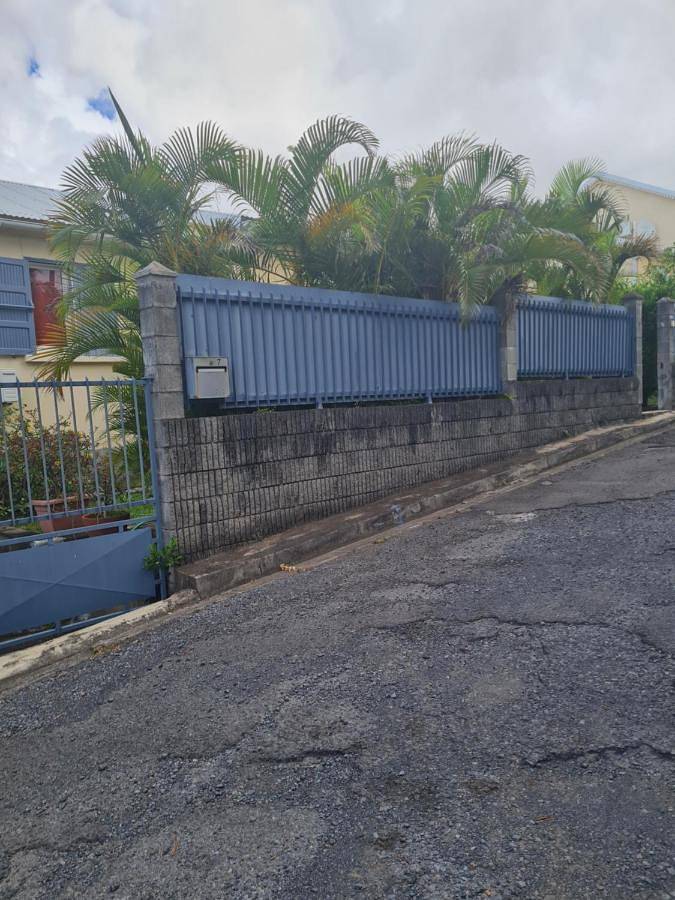 Gîte pour 2 personnes, avec jardin et terrasse à Sainte-Marie (Île de la Réunion) - 2