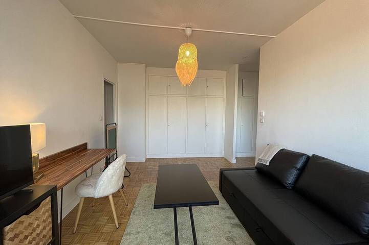 Location de vacances pour 4 personnes, avec Jacuzzi à Montrouge