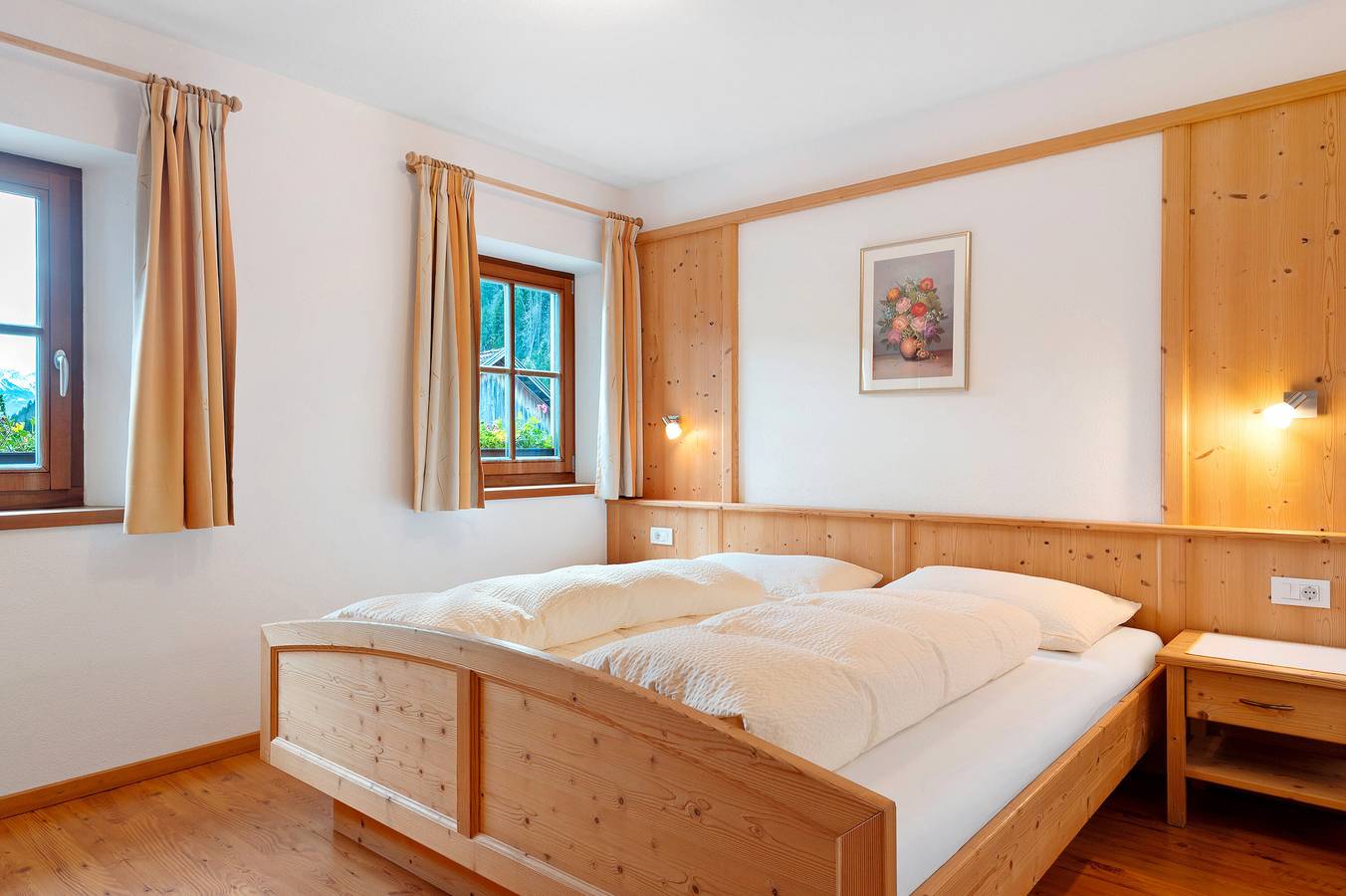 Ganze Wohnung, Apartment 'Fichte' mit Bergblick, gemeinsamer Terrasse und Wlan in Antholz, Rasen-Antholz