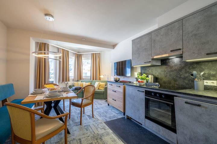 Doppelzimmer Kathrein mit Südbalkon in Bach (Kärnten), Bad Kleinkirchheim
