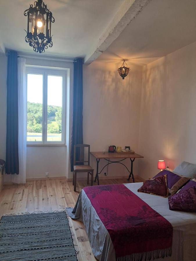 Location de vacances pour 2 personnes, avec terrasse ainsi que jardin et vue à Salvagnac - 4