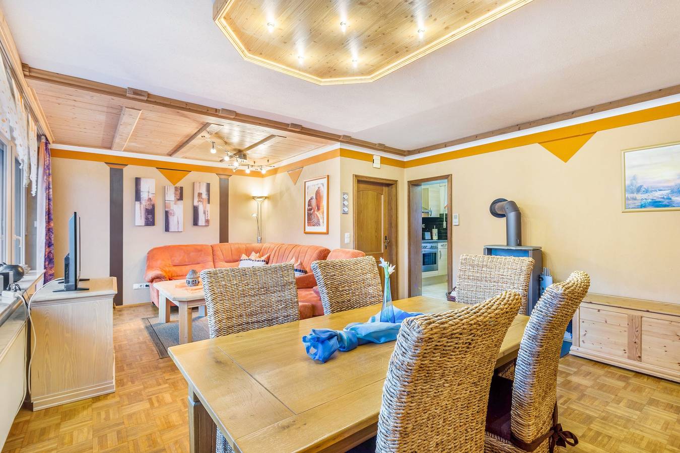 Geheel appartement, Appartement 'Obergeschoss' met balkon en wifi in Willingen, Upland