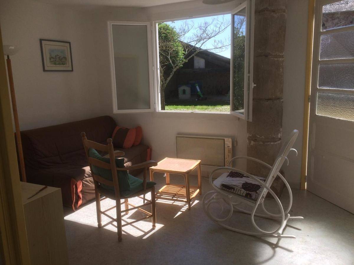 Two-Bedroom House in Najac, Aveyron