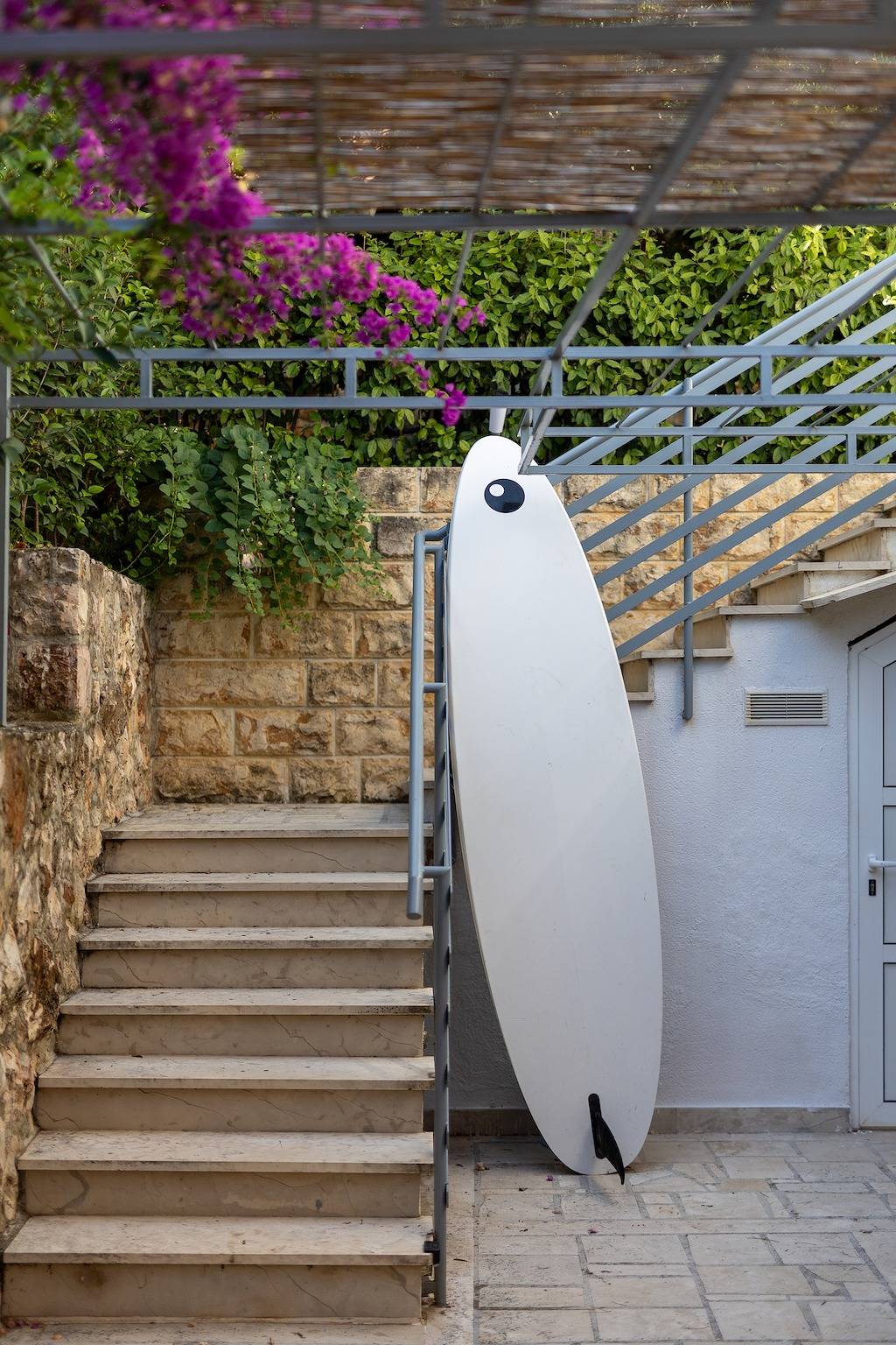 Ganze Wohnung, Studio Appartement mit Terrasse und Meerblick Zavala (Hvar) -a in Zavala, Hvar