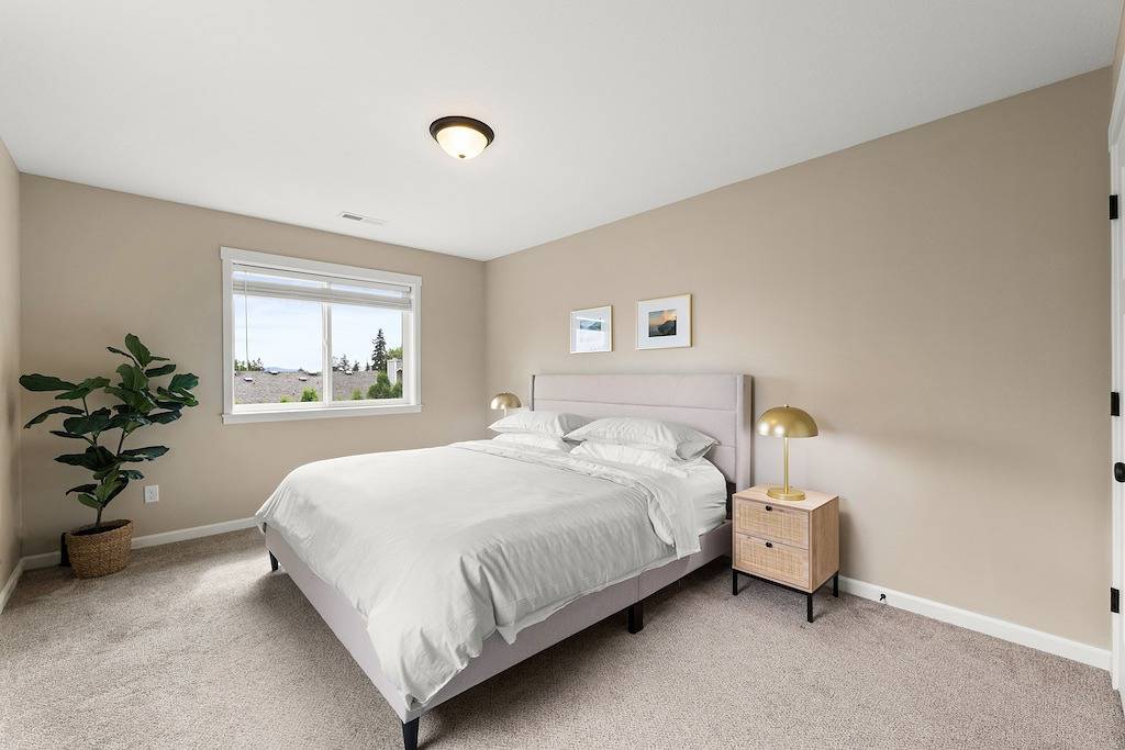 4 Bedroom Home Near Downtown Camas w/Private Sauna in Camas (Washington), Washington