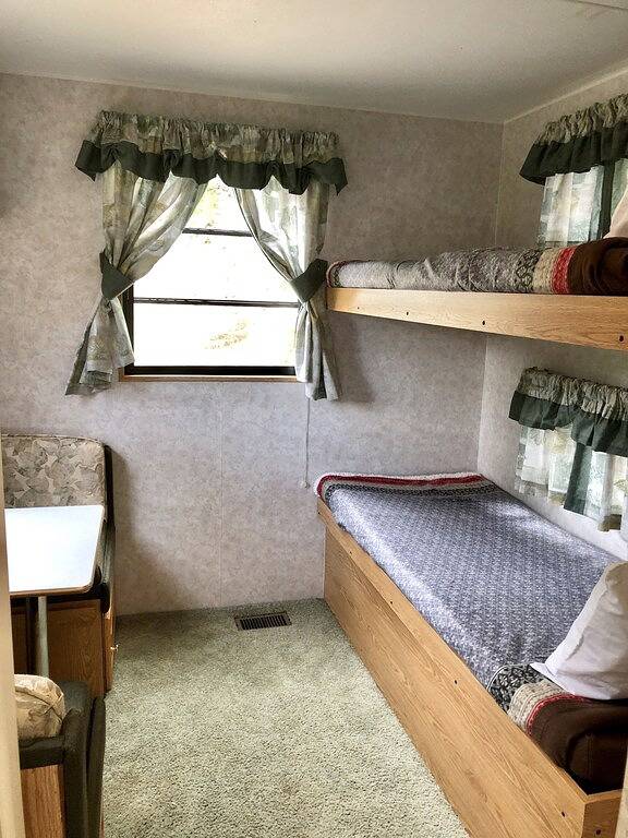 Glamping in Style auf dem Acker in Sunshine Coast Regional District