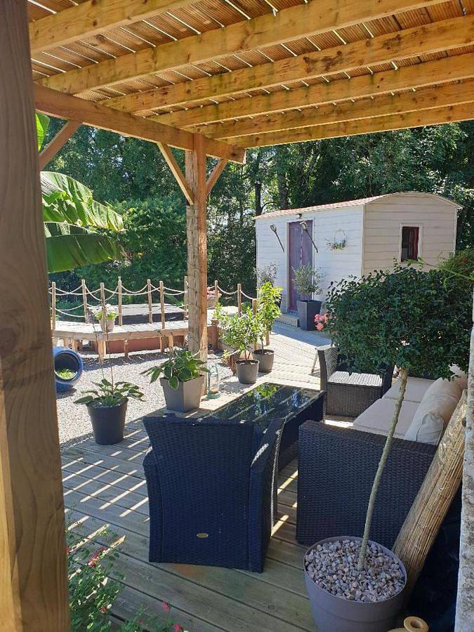 Chambre d’hôte pour 2 personnes, avec jacuzzi et terrasse ainsi que piscine et jardin en Charente - 3