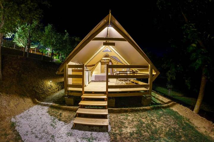 Casa vacanza per 3 persone, con Terrazza e Giardino nonché Piscina e Panorama a Sant'Elpidio a Mare