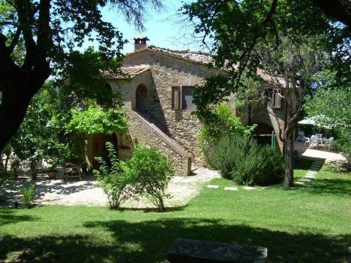 Ferienwohnung für 4 Personen, mit Garten und Pool sowie Ausblick