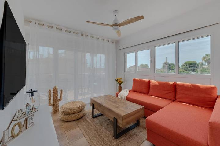 Gîte pour 5 personnes, avec vue et jardin dans Les Deveses