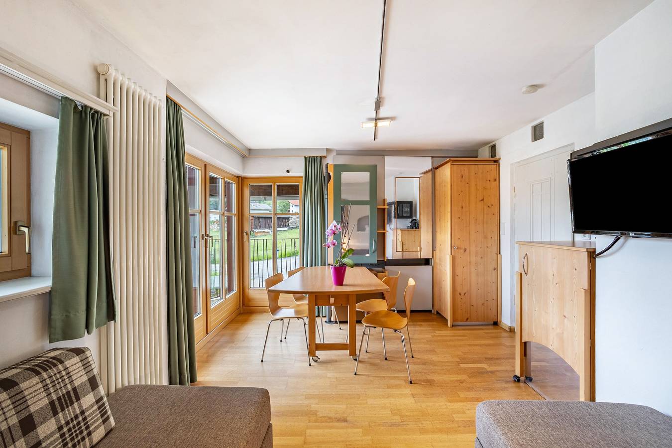 Ganze Wohnung, Residence Grünbacher Apartment 6 mit Balkon und geteiltem Schwimmbad in Issing, Pfalzen