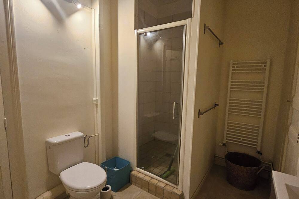 Reflections of the Indre in Loches, Loches region