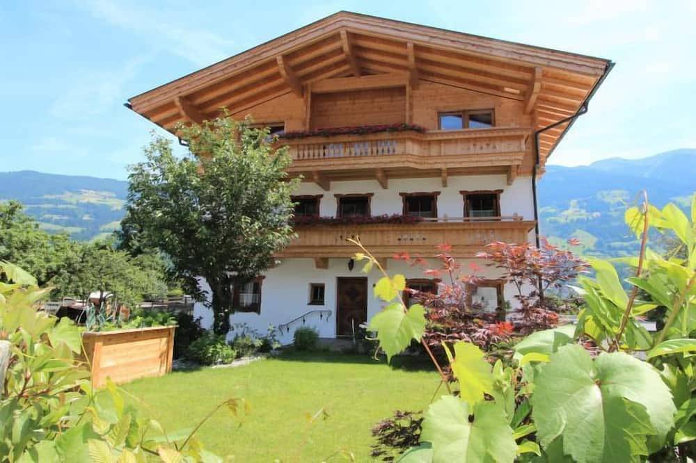 Ganze Wohnung, Stiplerhof in Tuxer Alpen, Fügen
