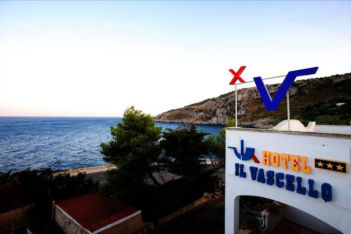 Hôtel pour 2 personnes, avec jardin, animaux acceptés dans Marina Serra - 2