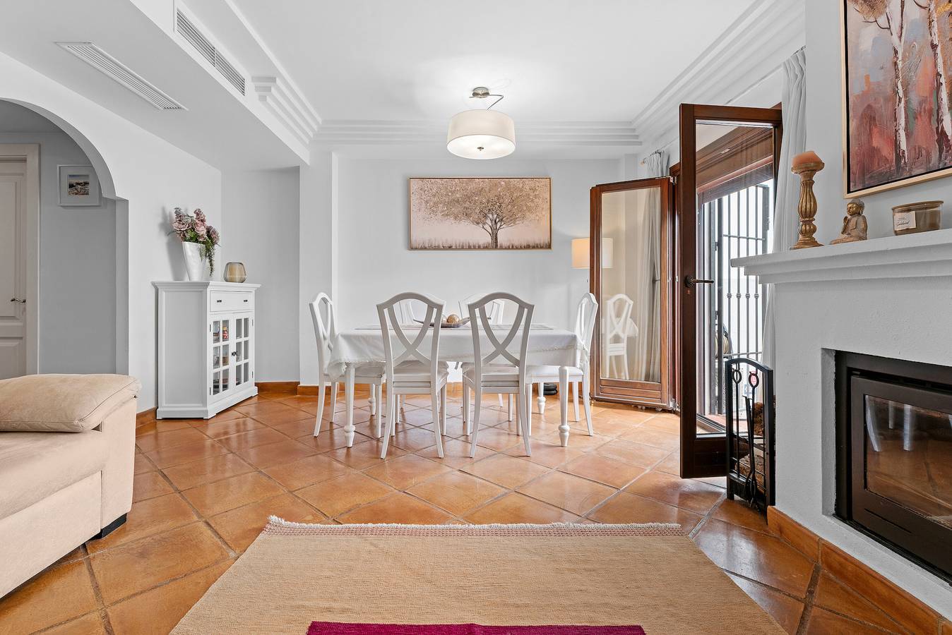 Villa 'Stylish 3 Bed 2 Bathrooms' with Mountain View, Wi-Fi and Air Conditioning in Sierra (Casares), Casares