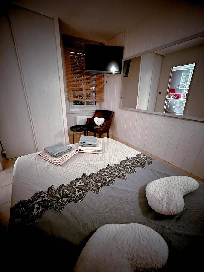 Gîte pour 2 personnes, avec terrasse à Allauch - 2