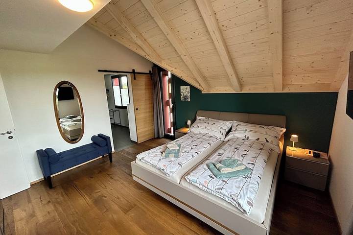 Ganze Wohnung, Relaxing country retreat for up to 8 guests near Lake of Constance in Wäldi, Zürich Voralpen