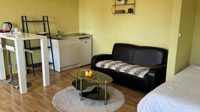 Appartement de vacances pour 3 personnes, avec Vue dans Sainte-Gauburge-Sainte-Colombe