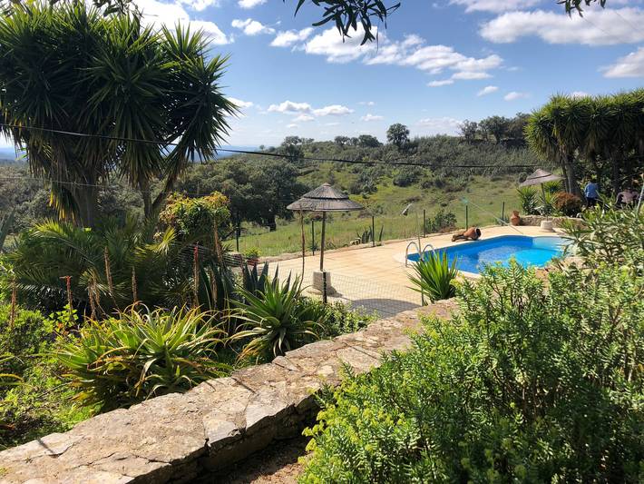 Serra do Caldeirão Private Pool Villa in São Barnabé, Serra do Caldeirão