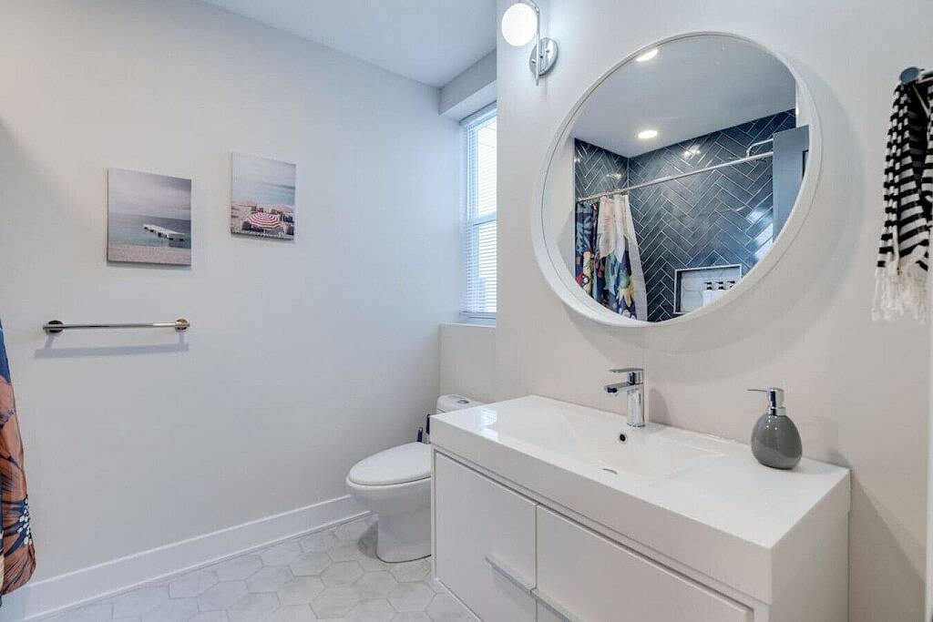 Easy Walk 2 Stadiums- Kid Friendly | Game Room in Philadelphia, Philadelphia County