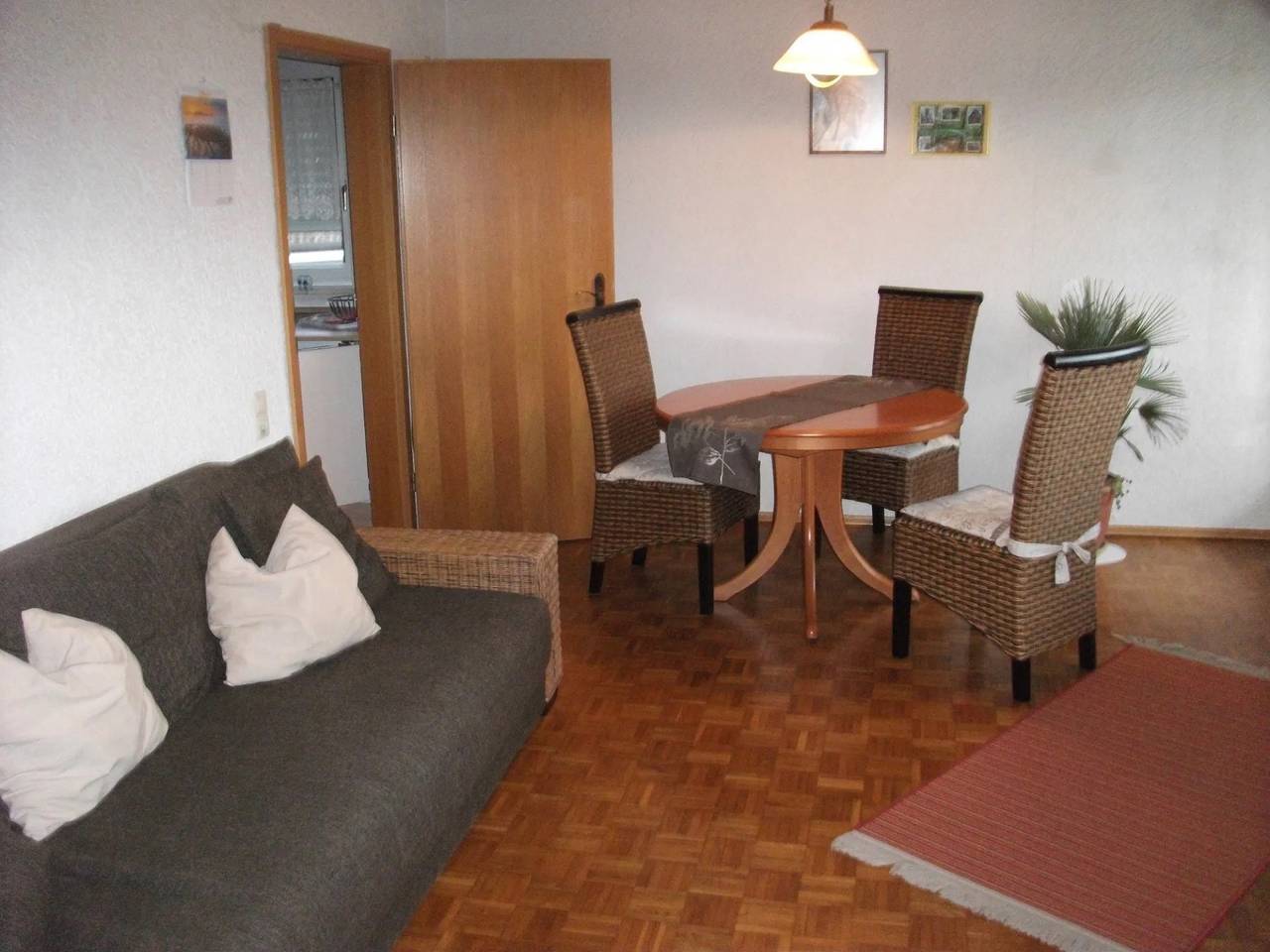 Entire apartment, Apartment 'Lützelhardt' with Mountain View, Shared Garden and Wi-Fi in Fischbach bei Dahn, Palatinate