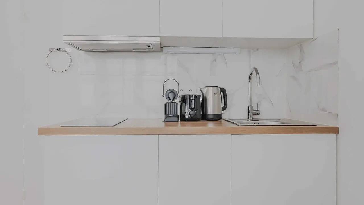 Entire holiday apartment, Holiday apartment for 7 people in Levallois-Perret, Hauts-de-Seine