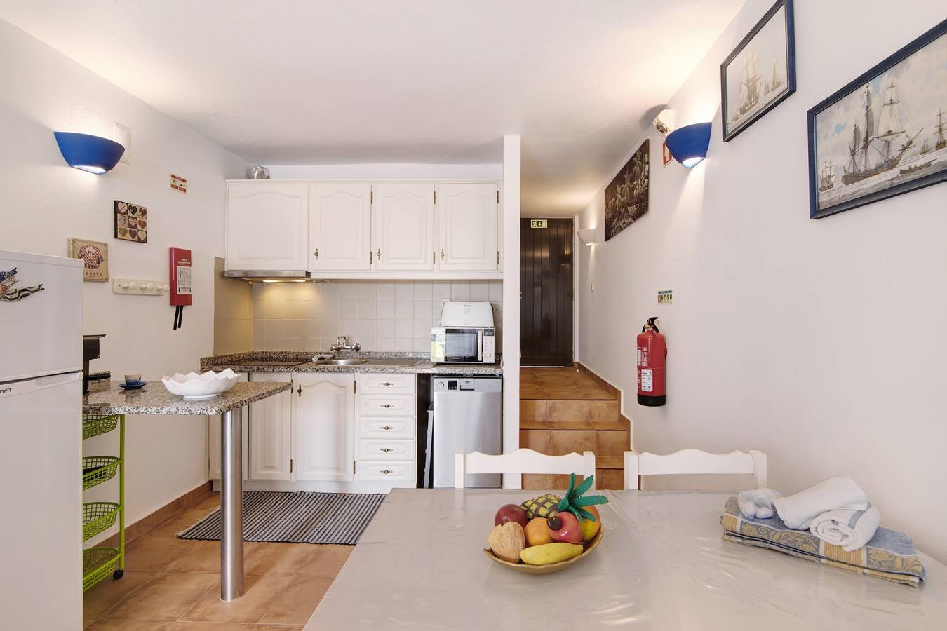 Casa de férias 'Typical Algarve Almargem 75' com terraço privado e jardim partilhado in Cabanas de Tavira, Conceição e Cabanas de Tavira