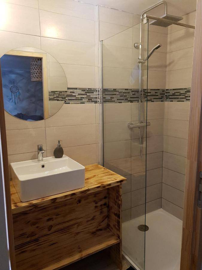 Double Room with Garden View in Rochefort-en-Terre, Région de Vannes