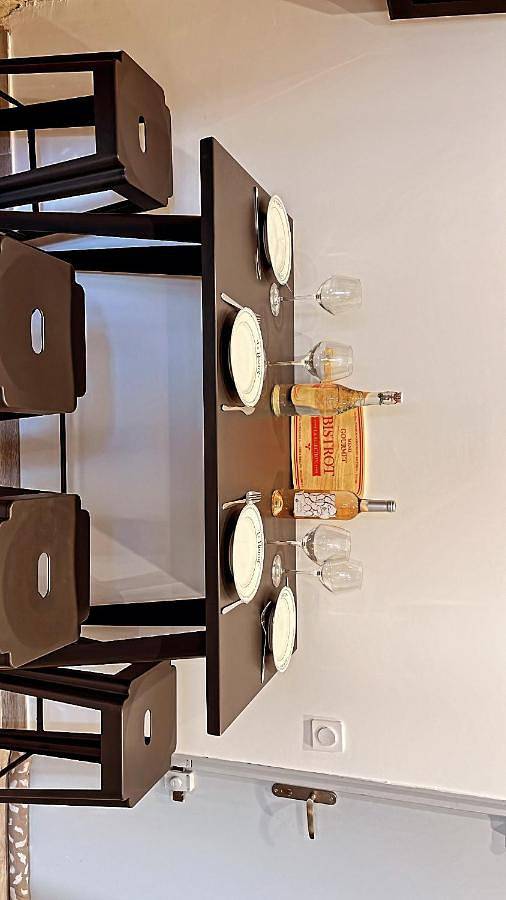 Gîte pour 4 personnes, avec vue à Cucuron - 4