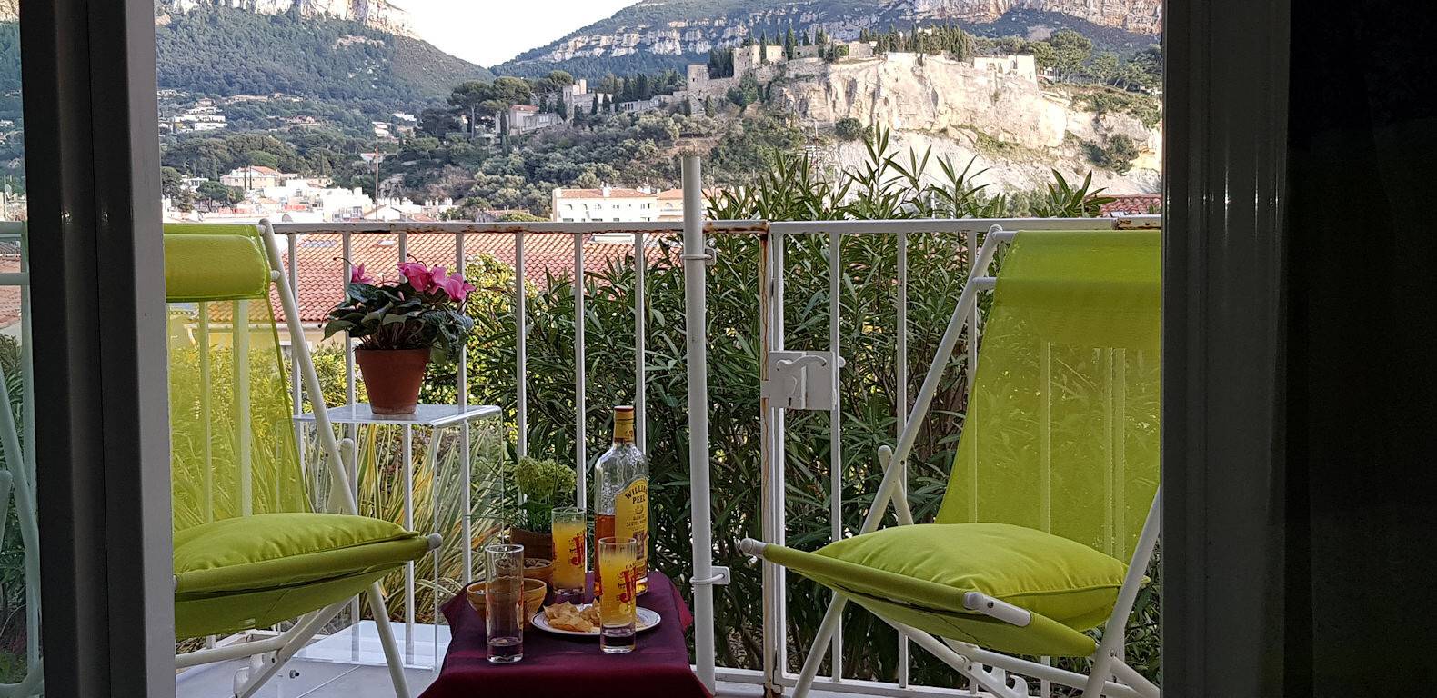 Apartamento entero, Apartamento 'T2 Le Bougainvillier Cassis' con Balcón y Wi-Fi in Cassis, Parque nacional de las Calanques