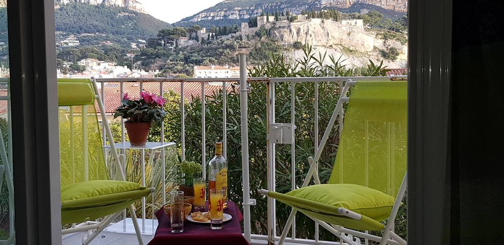 Holiday rental for 4 people, with balcony, with pets in Cassis