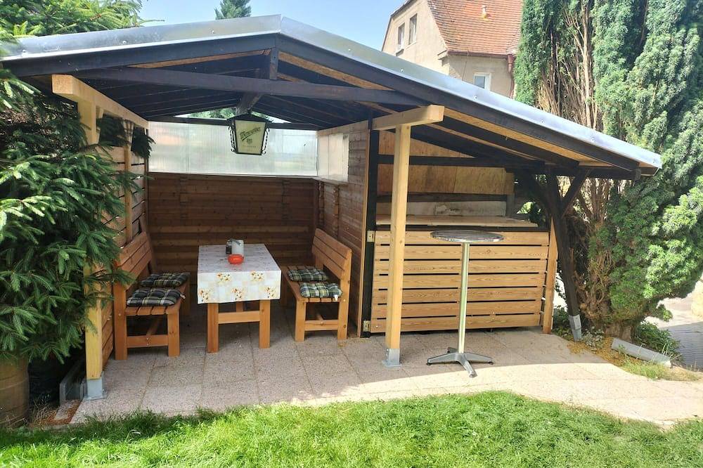 Ganze Wohnung, Ruhige zentrale Lage in Freital am Stadtrand von Dresden in Freital, Sächsisches Elbland