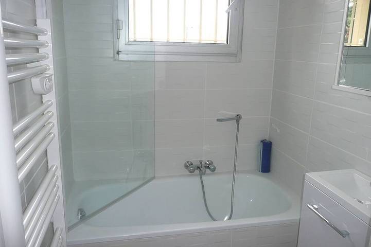Appartement entier, Charmant , ensoleillé , confortable , 2 pièces Antibes , très proche mer A Pied in Antibes, Côte méditerranéenne (France)
