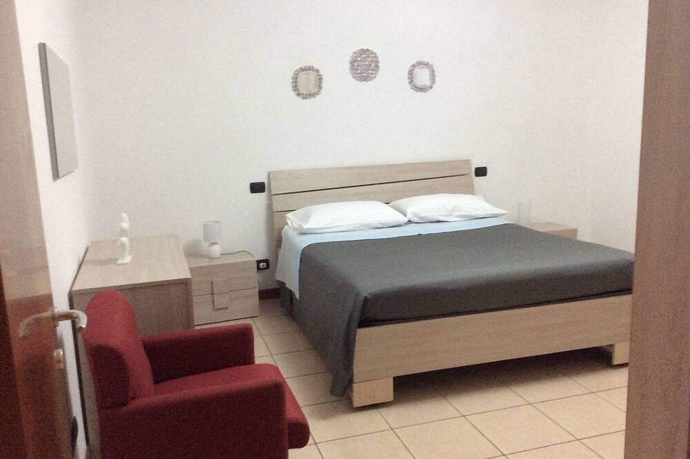 Ganze Wohnung, Lorella's House in Terni, Terni Provinz