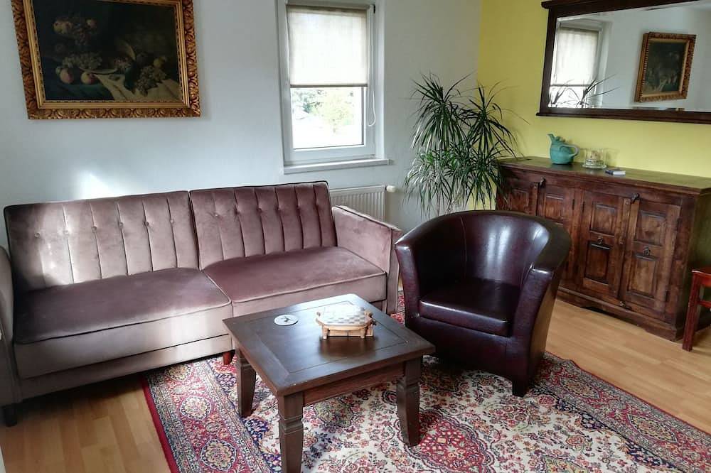 Ganze Wohnung, Kleine Ferienwohnung in Freital bei Dresden in Freital, Osterzgebirge