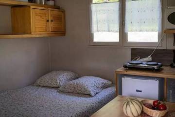 Camping voor 4 Personen in Saint-Paulien, Centraal Massief, Afbeelding 1