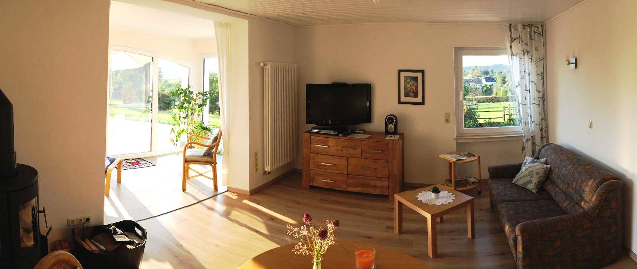 Ganze Ferienwohnung, 2-Bett-Ferienw. Wald und Wiese Du/Wc, Nichtraucher in Gerolstein, Vulkaneifel