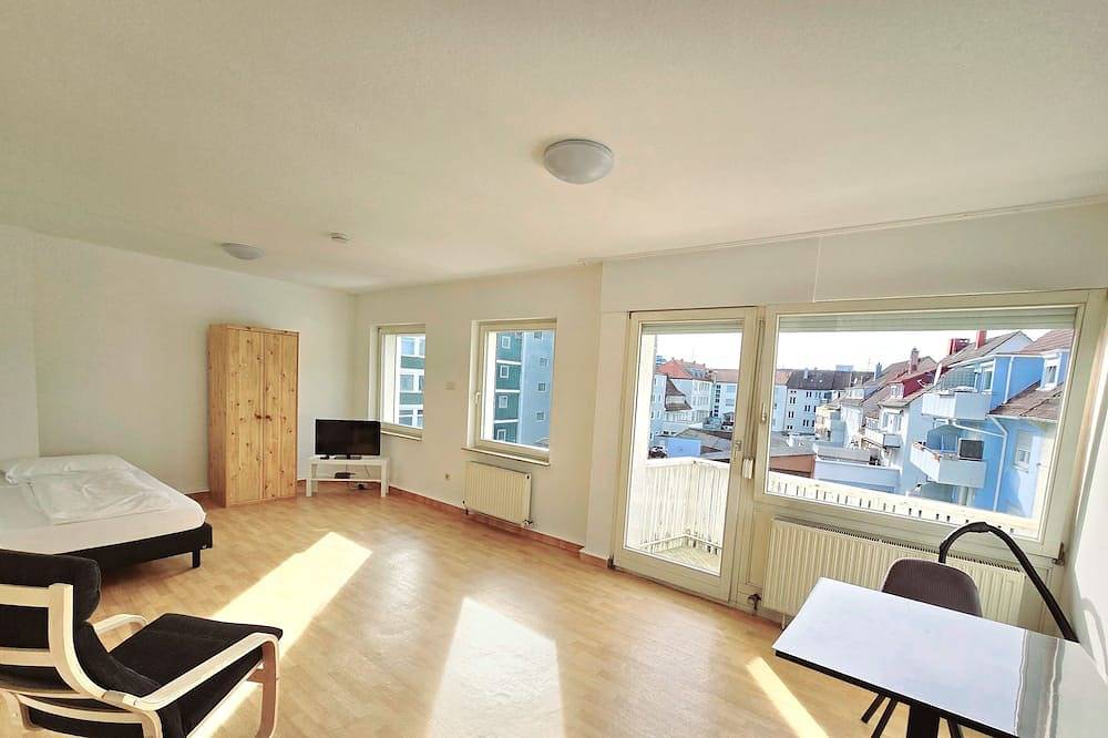 Ganze Wohnung, Apartments Efde Gmbh -  Allee 41 Superior Apartment 21 mit kleinem Balkon in Heilbronn, Kurpfalz