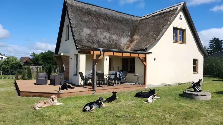 Ferienhaus für 10 Personen, mit Kinderpool und Garten, kinderfreundlich in Mecklenburg-Vorpommern
